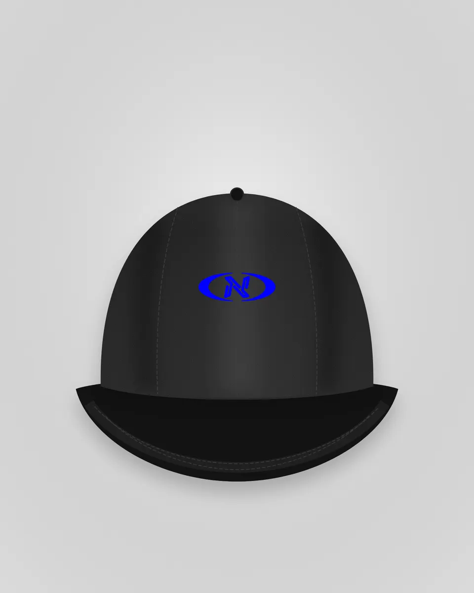 Signal 6-Panel Cap preto — frente com bordado azul